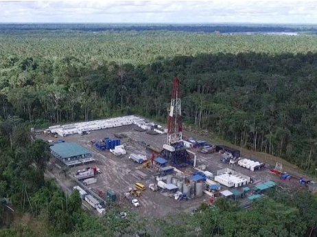 Evacúan a funcionarios de Petroecuador y contratistas por paralización en el campo Ishpingo