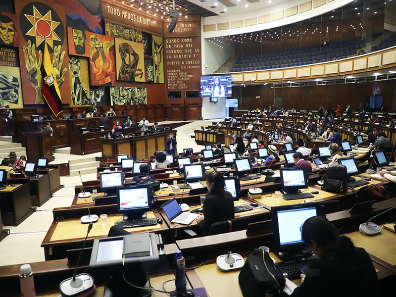 CAL califica el proyecto económico urgente para enfrentar el conflicto armado interno