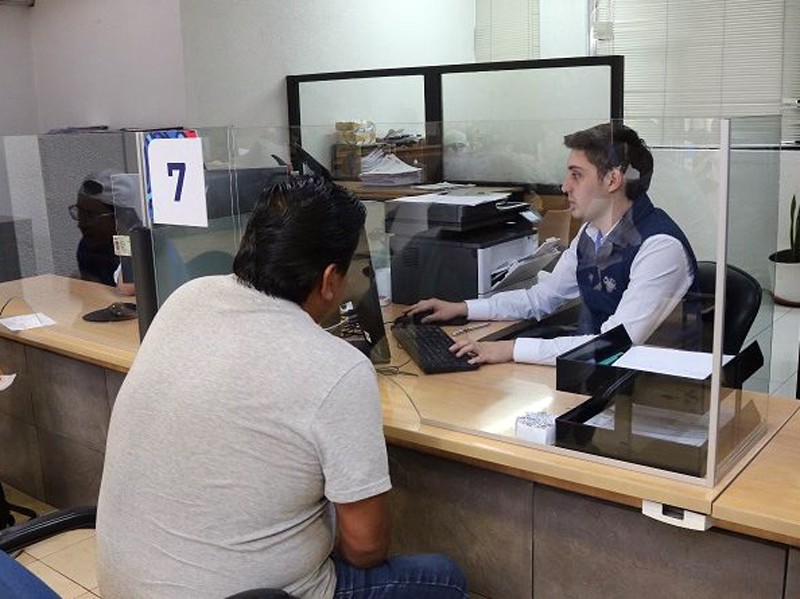 Desde febrero, ciudadanos podrán renovar la LUAE en Quito 