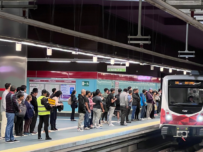 Definen estrategias para atraer más usuarios al Metro de Quito y que sea sustentable 