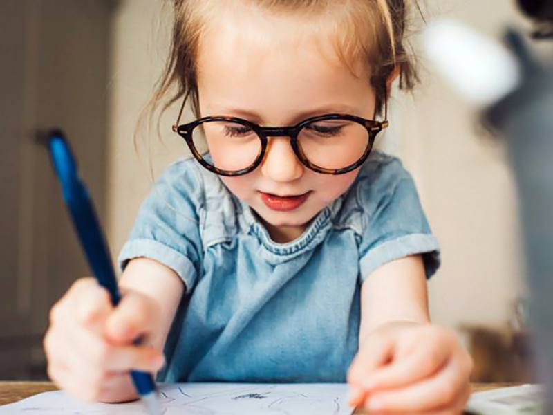 Los beneficios para el cerebro de la escritura cursiva a mano y por qué vuelve a algunas escuelas 