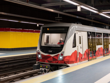 Metro de Quito, Tranvía de Cuenca y otros sistemas se paralizan por corte de luz