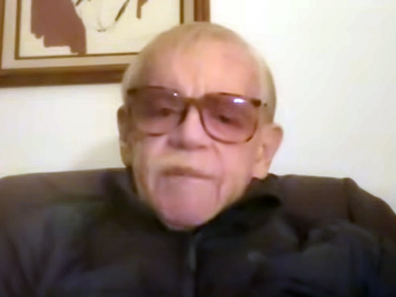 ‘Deficitarios mentales gobiernan al país en coma’ Destacado