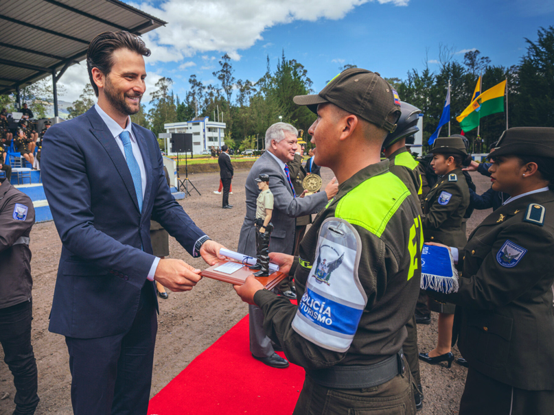101 aspirantes a la Policía Nacional completan su formación en turismo