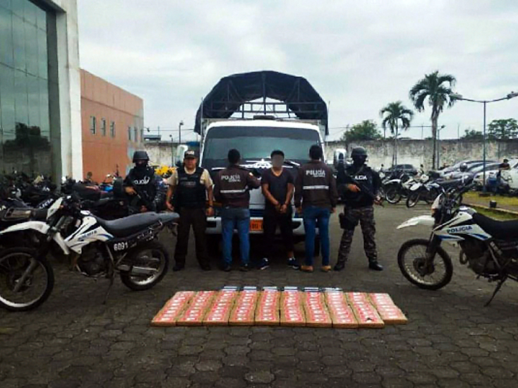 Aprehendido por transportar una tonelada de cocaína recibe prisión preventiva
