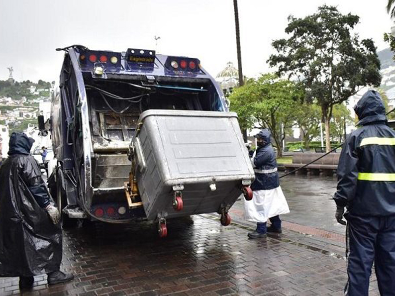Campaña ciudadana sobre disposición y recolección de residuos en Quito