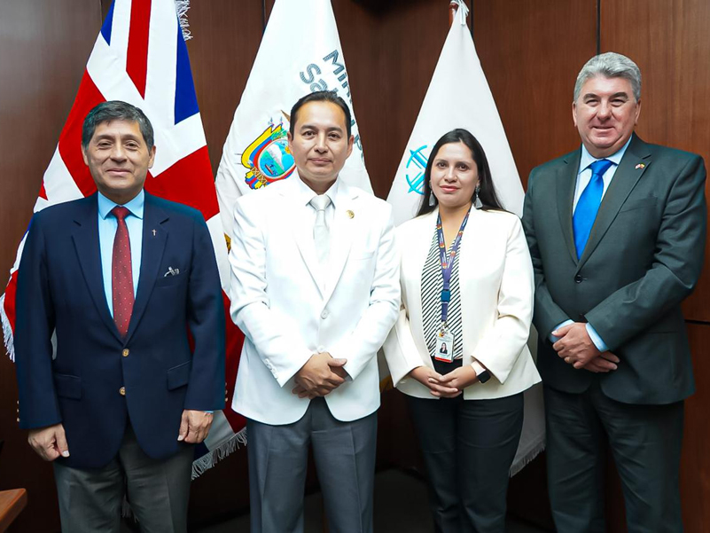 Ecuador y Reino Unido comparten experiencias sobre la Evaluación de Tecnologías Sanitarias para fortalecer el Sistema Nacional de Salud