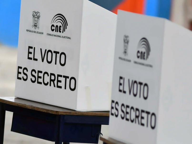 El ‘Sí’ gana en nueve preguntas y el ‘No’ en dos, según el ‘exit poll’