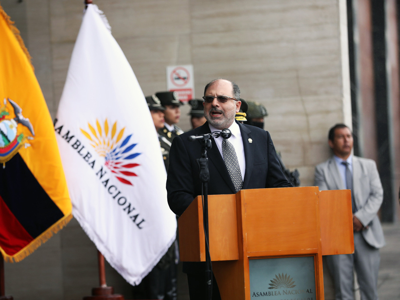 Henry Kronfle llama a la unidad y al consenso para encontrar soluciones a los problemas del país