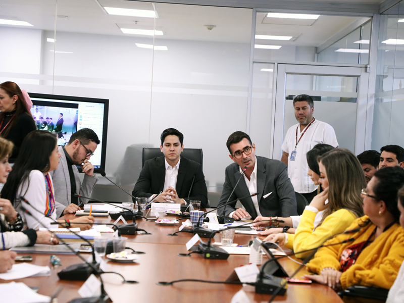 Incumplimiento en asignaciones a federaciones deportivas fue analizado con los ministros del Deporte y de Finanzas