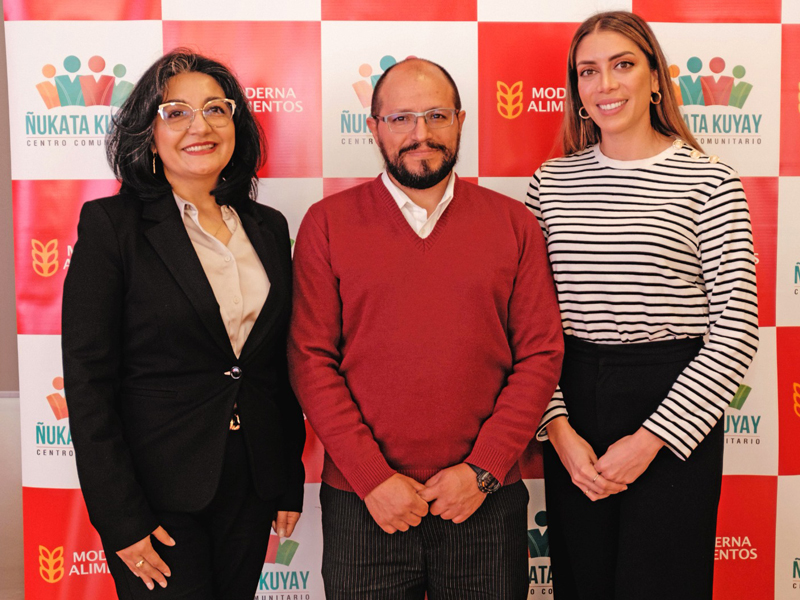 Firman alianza para fortalecer la educación en Colta