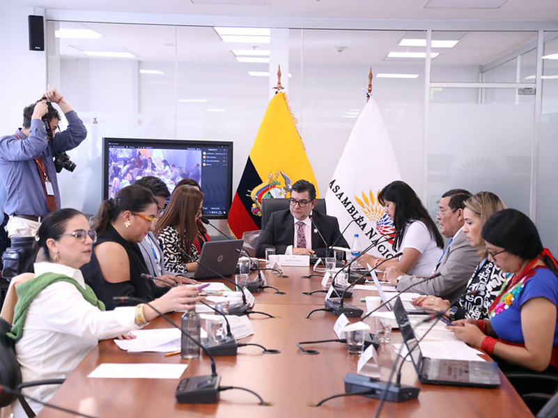 Objeción al proyecto de Ley del Voluntariado entra a debate en comisión