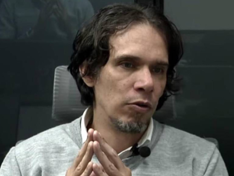 El exabogado de Bucaram, Pedro Granja, se suma a los precandidatos presidenciales