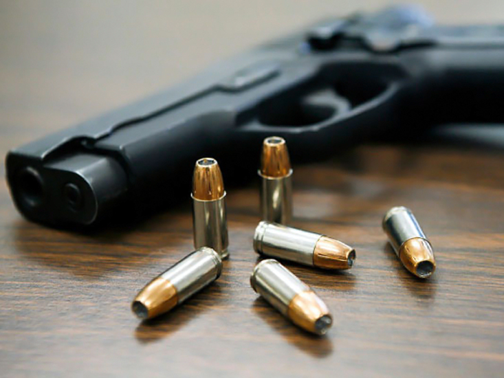 Condena por portar armas de las FFAA o la Policía será de hasta 22 años