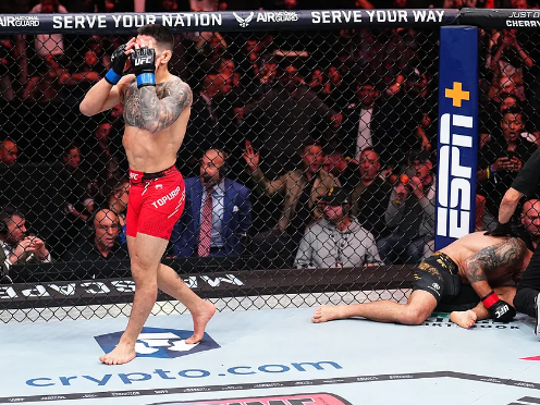 Ilia Topuria cumple con su destino, noquea a Volkanovski y conquista la UFC