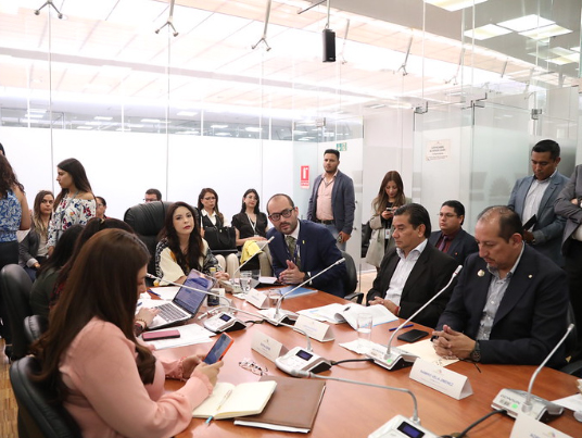 Fiscalización culminó la actuación de la prueba de oficio para el juicio político en contra del exministro Fernando Santos