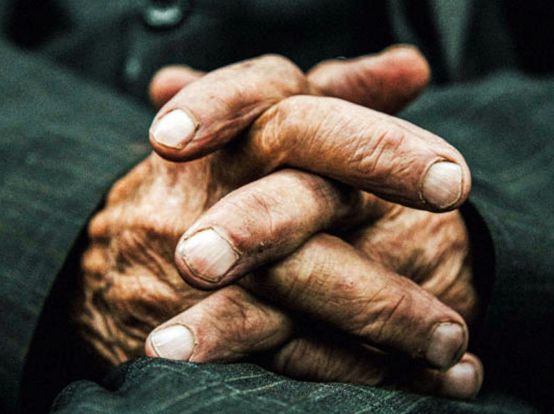 Adulto mayor es sentenciado a 19 años de cárcel por violar a una niña en Latacunga