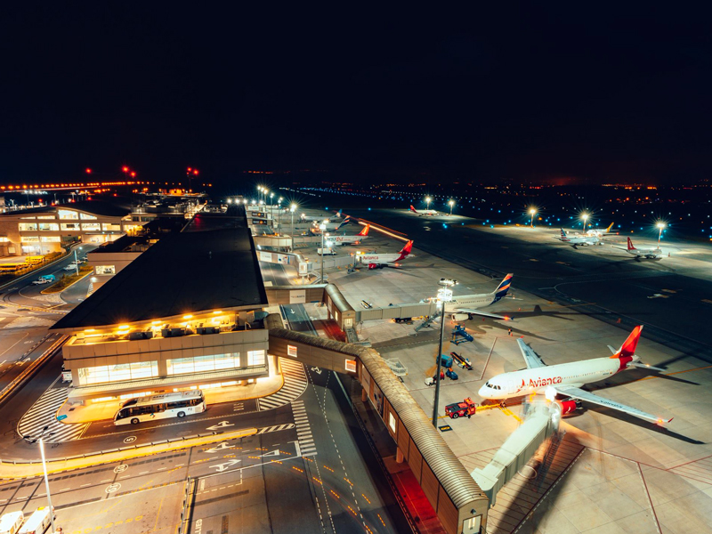 Aeropuerto de Quito suspenderá sus operaciones de manera temporal