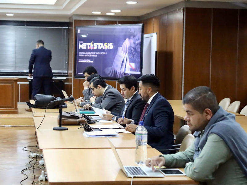 Procesada en Caso Metástasis devuelve USD 3 000 que habrían sido cancelados por el SNAI