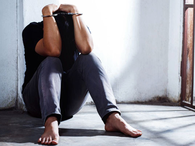 ‘No papi, no le haga así a mi mami’, gritaron niños a hombre que propinó 46 puñaladas a su mujer en Salcedo