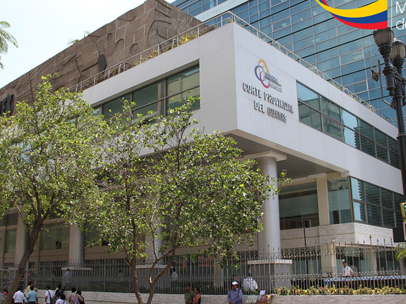 Mayra Salazar consiguió nombramiento sin cumplir un mes de labores en la Corte del Guayas