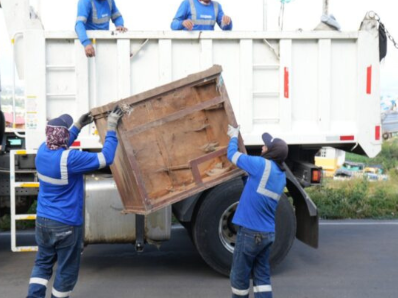 El servicio de recolección de tereques llega a El Quinche
