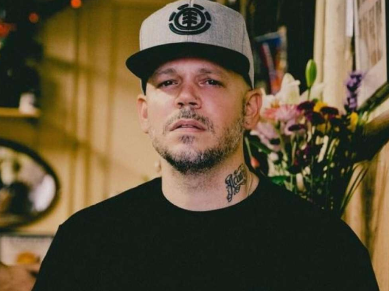Residente llega a Ecuador