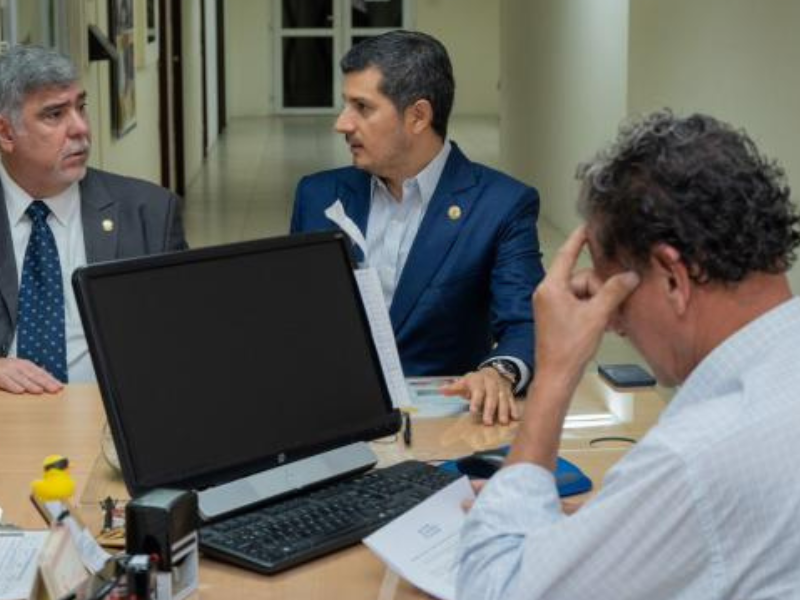 Empresarios alertan sobre inseguridad jurídica ante alza del IVA