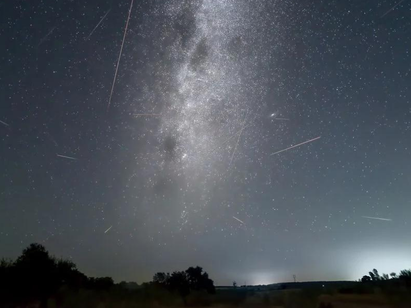 ¿Cuándo se verá la luna rosa, lluvia de estrellas, meteoros y los eclipses de marzo y abril?