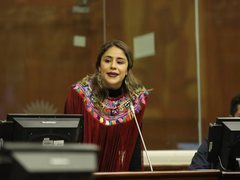 Sánchez: reformas al IESS buscan blindar a los afiliados para que el Ejecutivo no incremente años para la jubilación