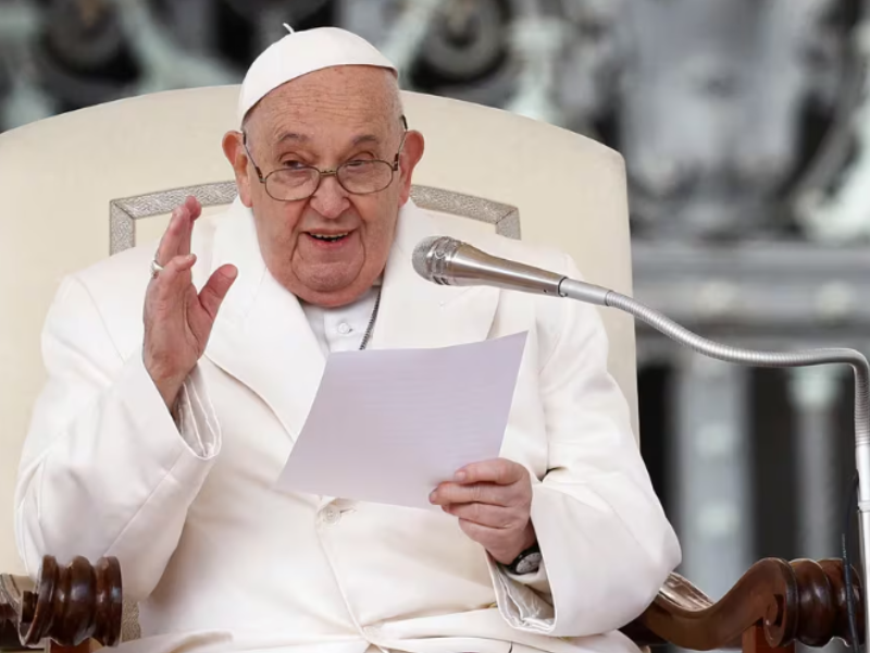 Francisco volvió a hablar de su carta de renuncia y dio detalles de cómo sería su vida tras el pontificado