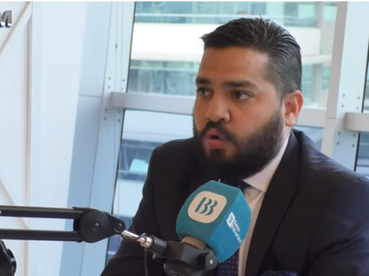 Hombres optan por trasplantes capilares como solución efectiva contra la alopecia