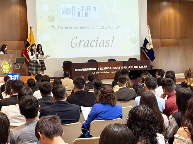 Estudiantes presentan ideas de innovación y emprendimiento en evento nacional