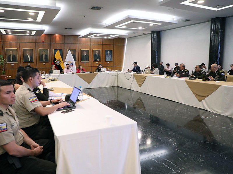 Funcionarios de la Policía comparecieron ante la comisión que investiga el asesinato de Fernando Villavicencio