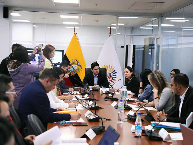 Listo informe para segundo debate de reformas que plantean modificar el directorio del IESS