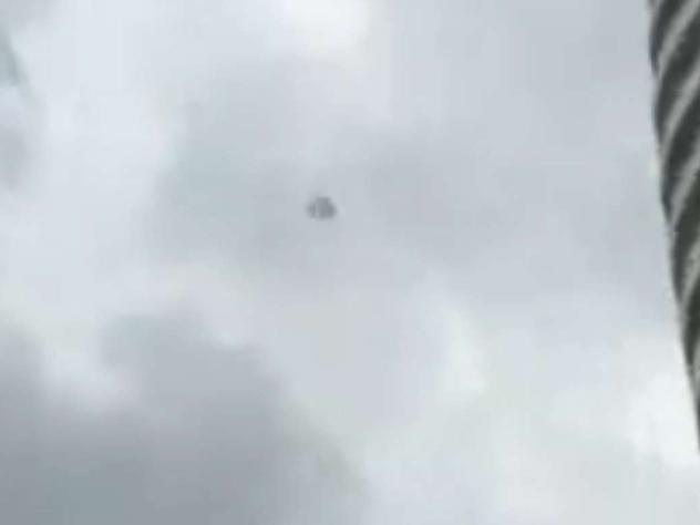 Guayaquil: OVNI aparece en el cielo de la ciudad y se hace viral