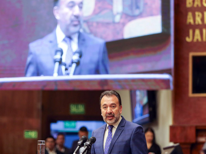 Alcalde de Quito deberá pedir disculpas y pagar una multa de más de 9.000 dólares