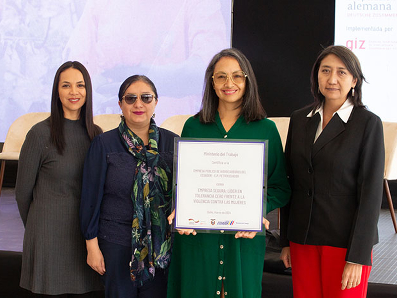 Petroecuador es reconocida como empresa cero tolerancia frente a la violencia contra las mujeres