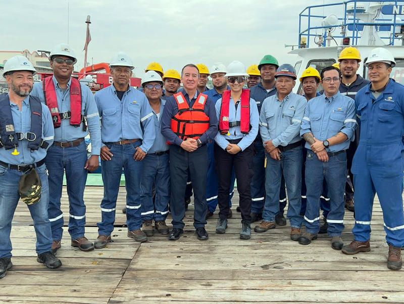 Petroecuador y Gobernación de Esmeraldas trabajarán en proyectos conjuntos para la provincia 
