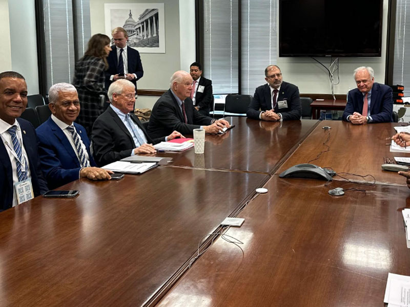 Henry Kronfle participa en Cumbre del ParlAmericas