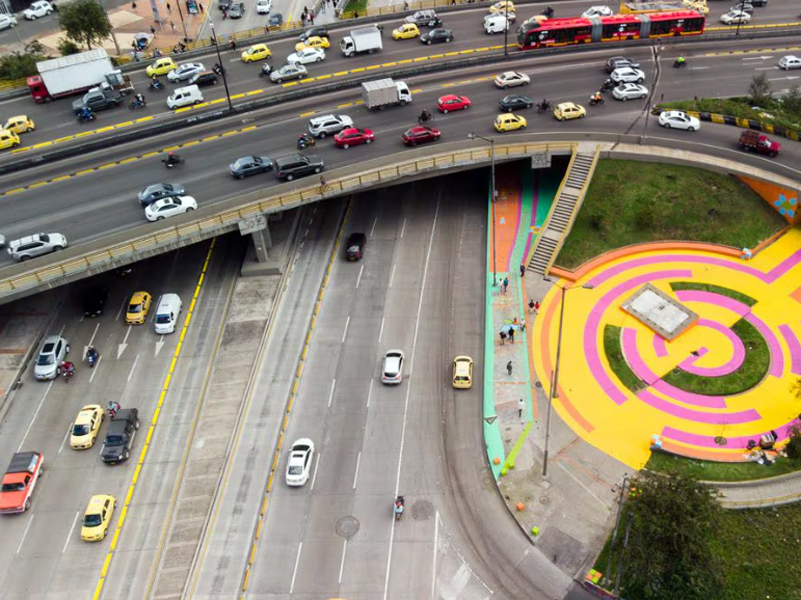 No a los pinchos, piedras, barras y vallas: la lucha contra la arquitectura hostil en América Latina