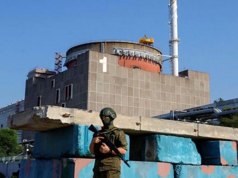 Atacan con drones la central de Zaporiyia en Ucrania y se renueva el riesgo de un ‘accidente nuclear grave’