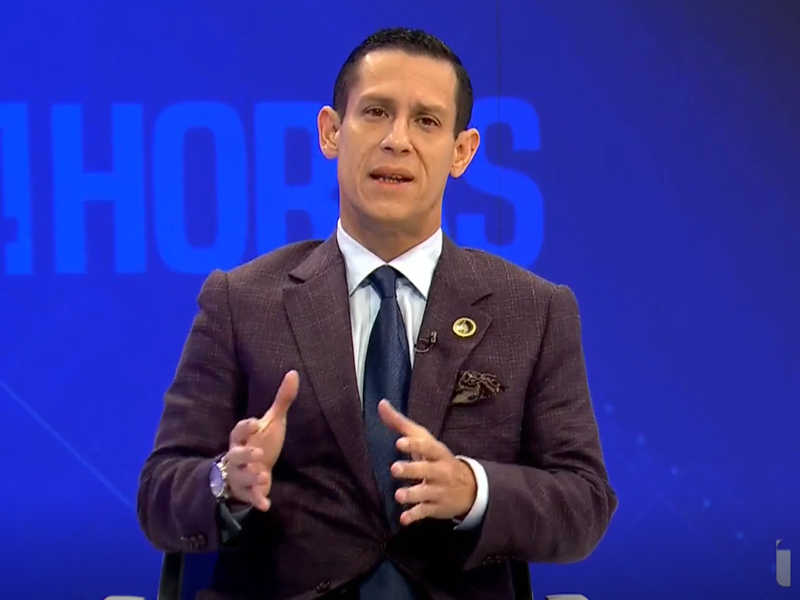 ‘Noboa se enfrentó a una presión mundial, para llevarse bien con aquellos que votaron por él’