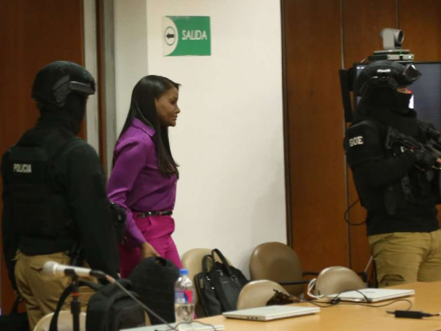 Fiscalía exhorta a exasambleísta Ronny A. que se entregue a la justicia