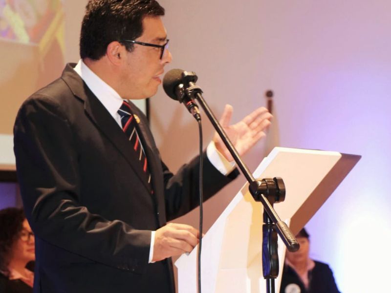 Banco de Desarrollo del Ecuador anuncia nuevo canje de deuda con los municipios