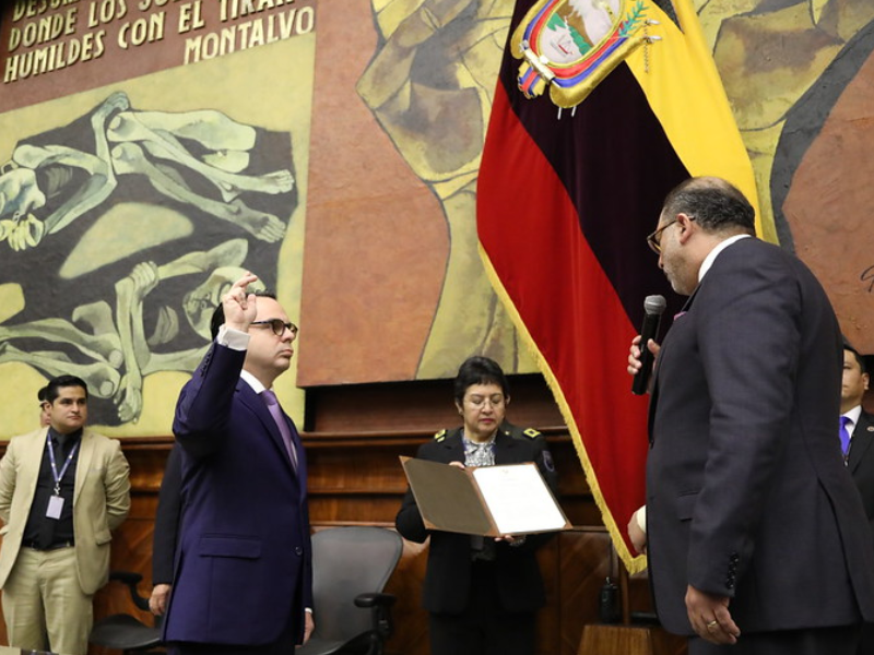 Fabrizio Peralta fue posesionado como Superintendente de Protección de Datos