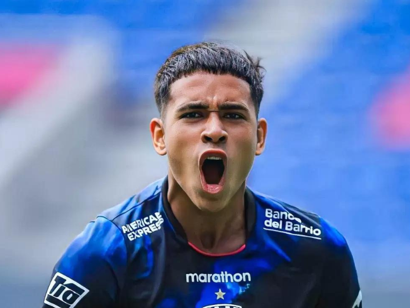 Kendry Páez no iría al Chelsea