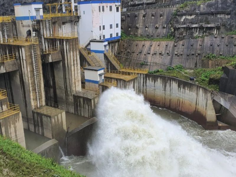 Gobierno anuncia reducción de apagones en Ecuador por incremento en caudales
