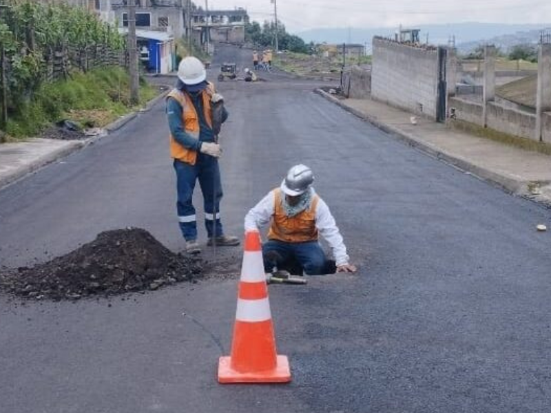 Tres calles de tierra fueron asfaltadas en San José de Obrero