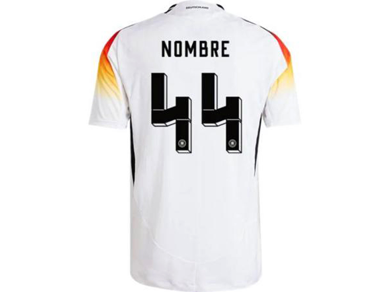 La camiseta de Alemania que Adidas retiró por su ‘cuestionable’ semejanza con la simbología nazi